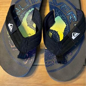 Quicksilver Boys Size 6 Sandals